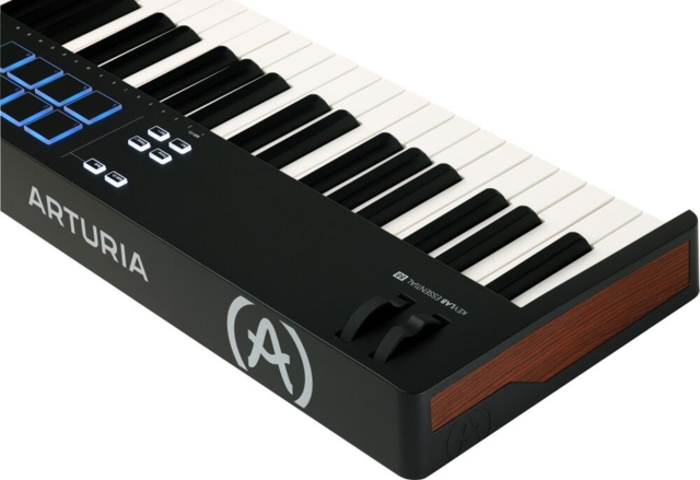 ARTURIA Keylab Essential 88 mk3 - Black