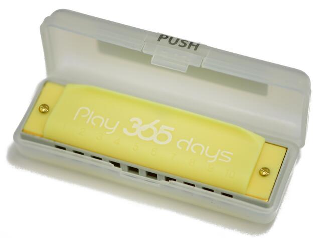 Suzuki harmonica Play 365 days serie